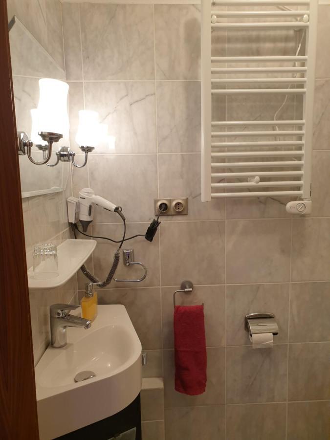 האמלן Hotel Altstadtwiege מראה חיצוני תמונה