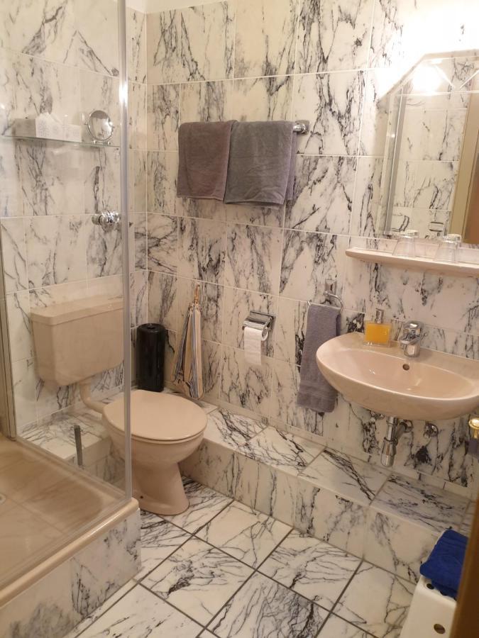האמלן Hotel Altstadtwiege מראה חיצוני תמונה